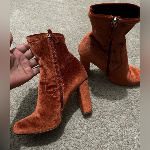 crush velvet orange edit Steve madden booties - Picture 4 of 10